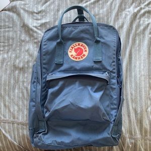 Fjallraven Kanken 15” with laptop pocket